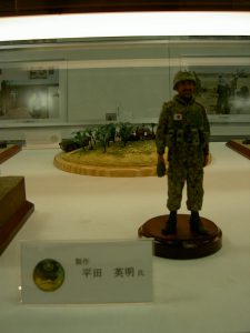 2004年7月31日の「イラク復興支援展」投稿:相沢 竜一さん ミリタリー写真