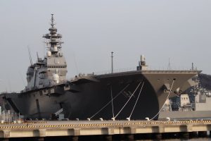 2017年3月、かがが横須賀に来た時。投稿:鳥飼銀牙さん ミリタリー写真
