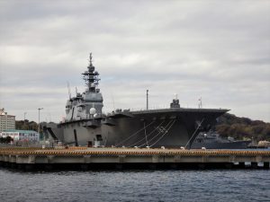 2018.11.24撮影横須賀にて「いずも」投稿:A.SATOさん ミリタリー写真