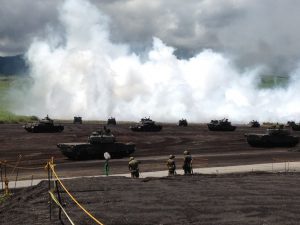 投稿:総火演(2010年くらい…?)投稿:長谷川 4日目西く03bさん ミリタリー写真