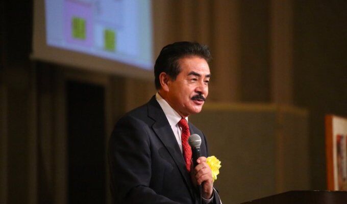 Image for the Tweet beginning: 【いよいよ明後日！昼食懇談会（セミナー）のご案内】
 『最新』の外交・安全保障情勢を佐藤が分析し、オリジナルスライドを用いながら行うセミナー。
まだ余席がございますので、是非ご参加ください。

4月15日（水） 
受付：11時30分より（昼食をご準備しております）
講演：12時00分～13時00分 