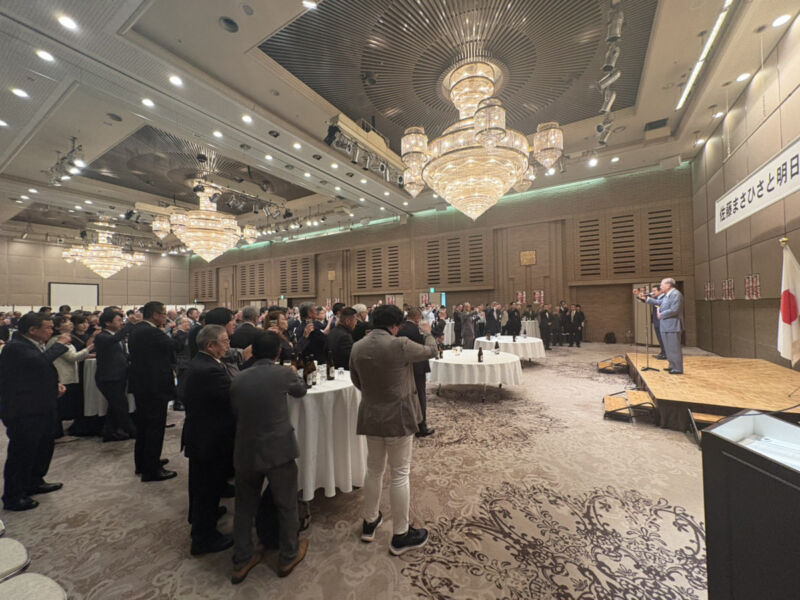 Image for the Tweet beginning: 本日〈佐藤正久と明日の国防を語る会〉を開催させていただきました。木原稔内閣官房長官をはじめ多くのご来賓、また同志の皆様にお越しいただき心から感謝申し上げます。 